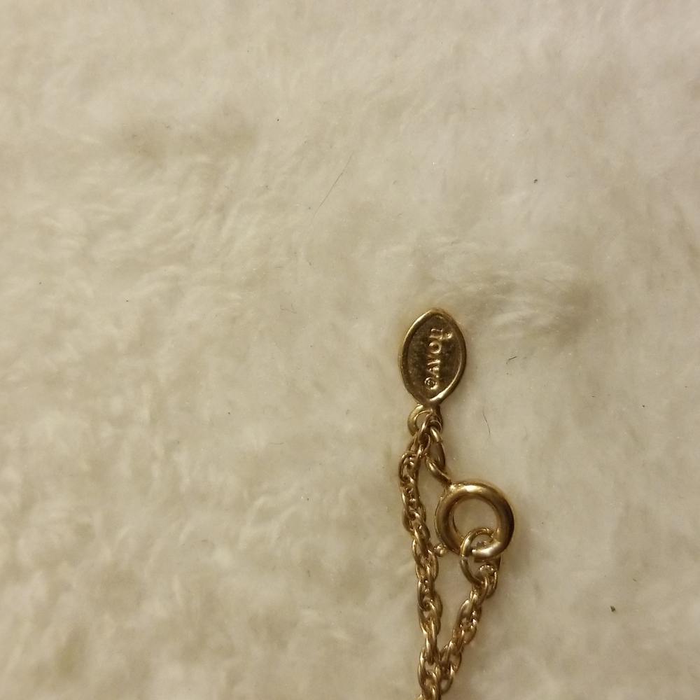 Avon Apple Necklace - Picture 4 of 4